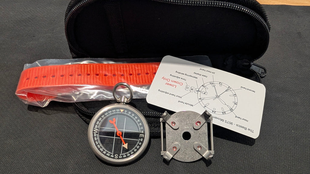Maratac® 45mm Titanium Heirloom 2m(66ft)Compass & Wrist Carry Kit