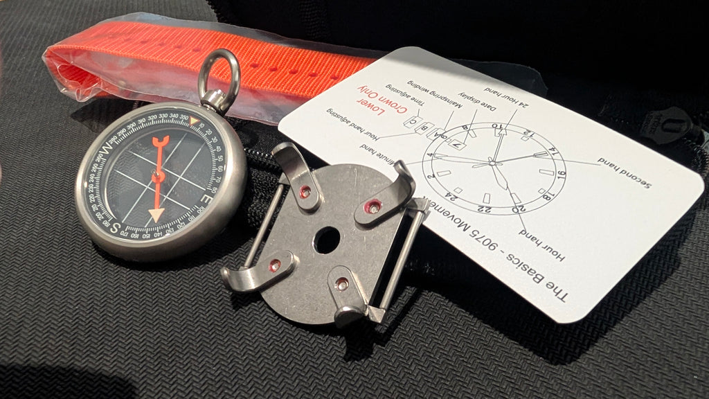 Maratac® 45mm Titanium Heirloom 2m(66ft)Compass & Wrist Carry Kit