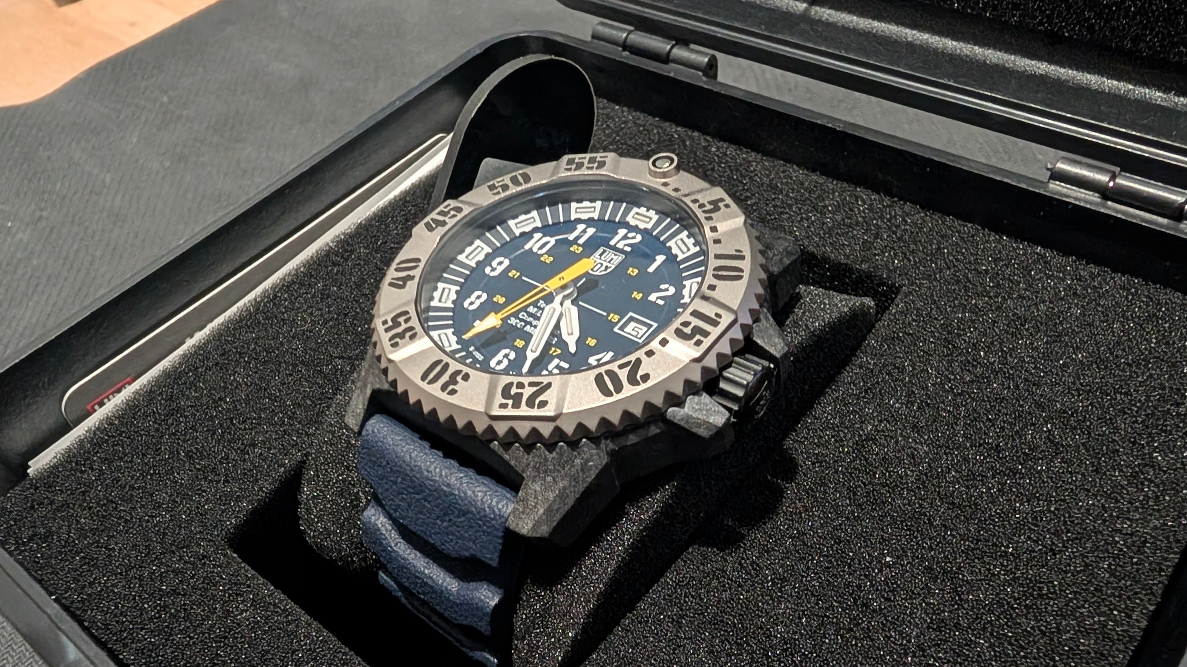 Luminox Mil-Spec Navy Blue 300m Tritium Quartz w/HeavyDrive & PreciDrive XL.3355.2
